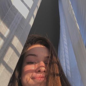 Meet your Posher, Ana